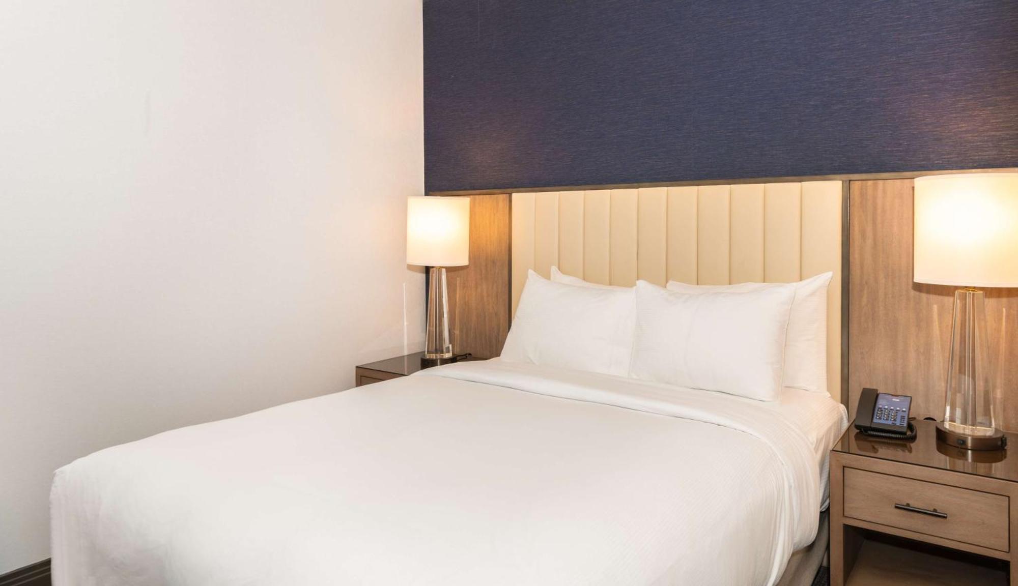 Hilton Columbus/Polaris Hotel Buitenkant foto